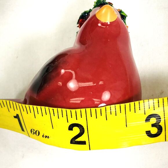 Cardinals NEW Salt and Pepper Shakers Christmas Wreath Ceramic 3 inch Birds - Picture 7 of 16
